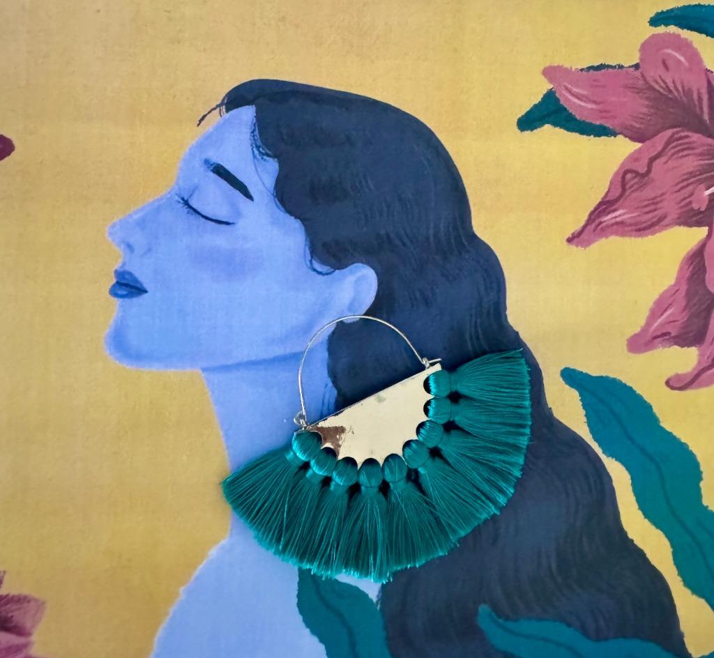 Green statement earrings NEW, Handtassen en Accessoires, Oorbellen, Nieuw, Hangers, Overige materialen, Groen, Ophalen of Verzenden