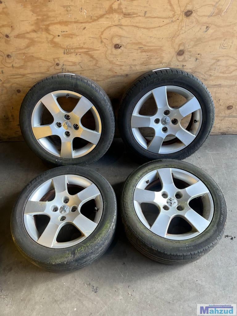 PEUGEOT 207 SW Velgen 4x108 65.1 16 inch, Taurusavenue 1
2132 LS  Hoofddorp, NL, Gebruikt, Contact.group@renault.com, Stellantis N.V.