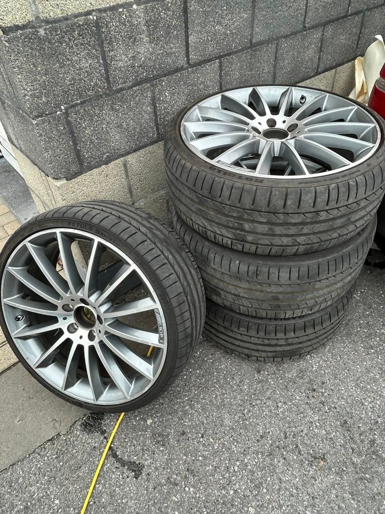 AMG velgen met zomerbanden – set van 4 – €750, Autos : Pièces & Accessoires, Pneus & Jantes, Pneus et Jantes, Pneus été, Autres dimensions