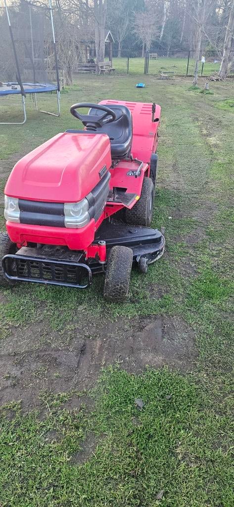 Tondeuse autoportée avec double hydrostat, Enlèvement, Westwood, Fonction de mulching