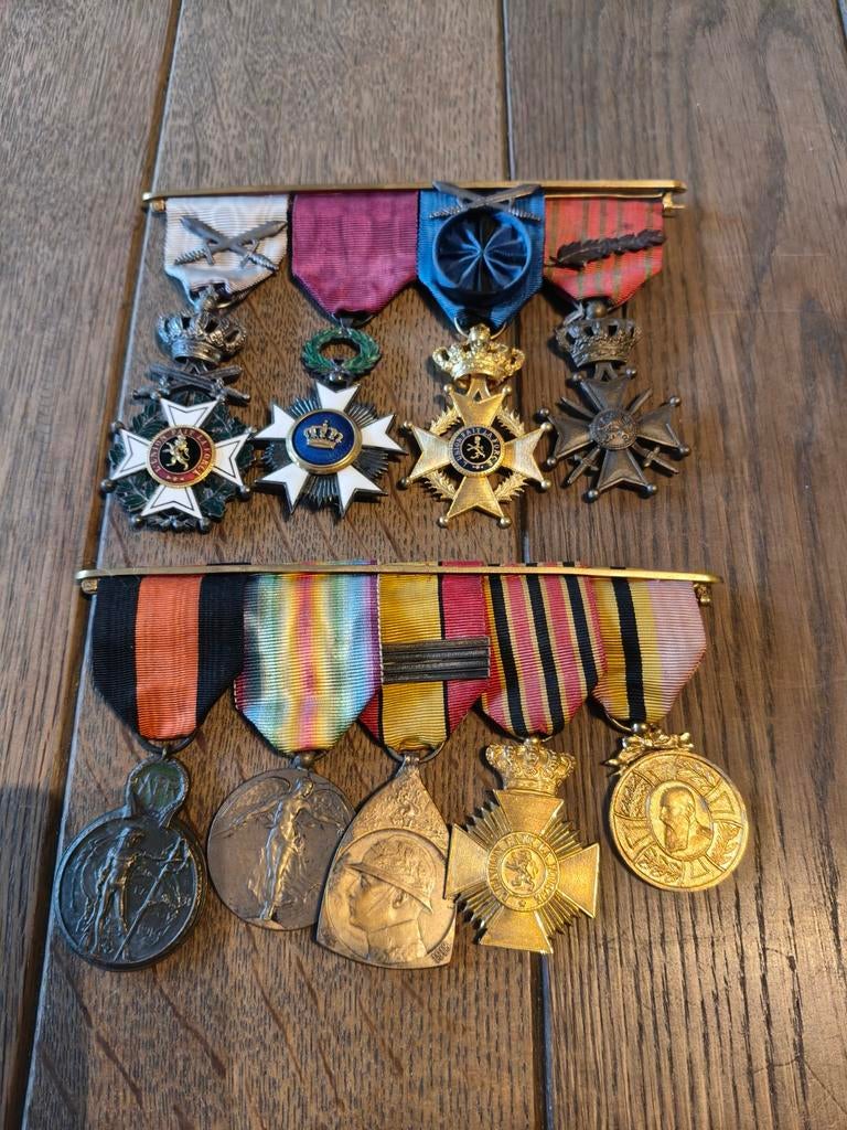 Lot de 9 médailles Belges, Enlèvement ou Envoi