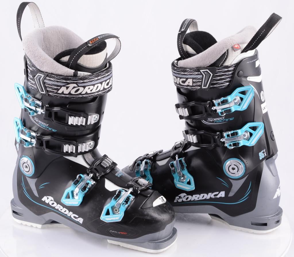 Chaussures de ski 38 38.5 EU pour femmes NORDICA, Carving, Enlèvement ou Envoi, Utilisé, Nordica