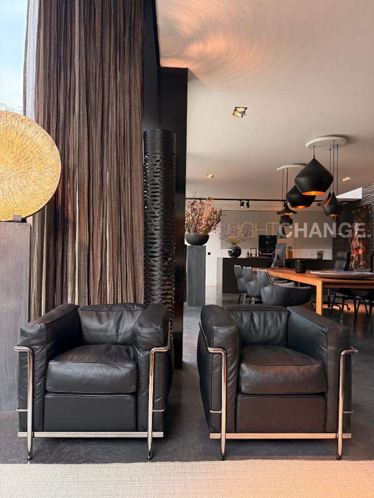 Cassina 2 fauteuil OUTLET -46 -50% LC2 LC3 LC4 NIEUW in doos, Huis en Inrichting, Ophalen, Nieuw, Leer, High-end Furniture