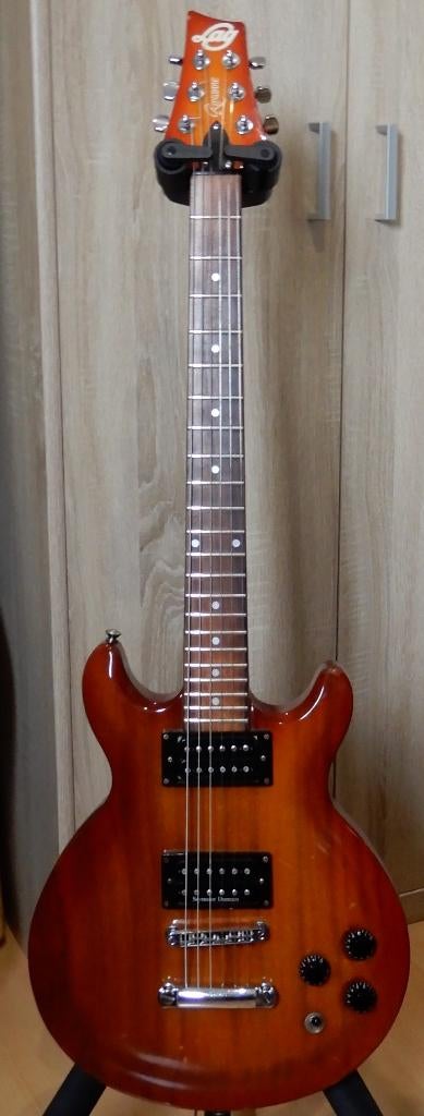 Lag Roxane made in France 1999, Musique & Instruments, Instruments à corde | Guitares | Électriques, Enlèvement, Utilisé, Solid body