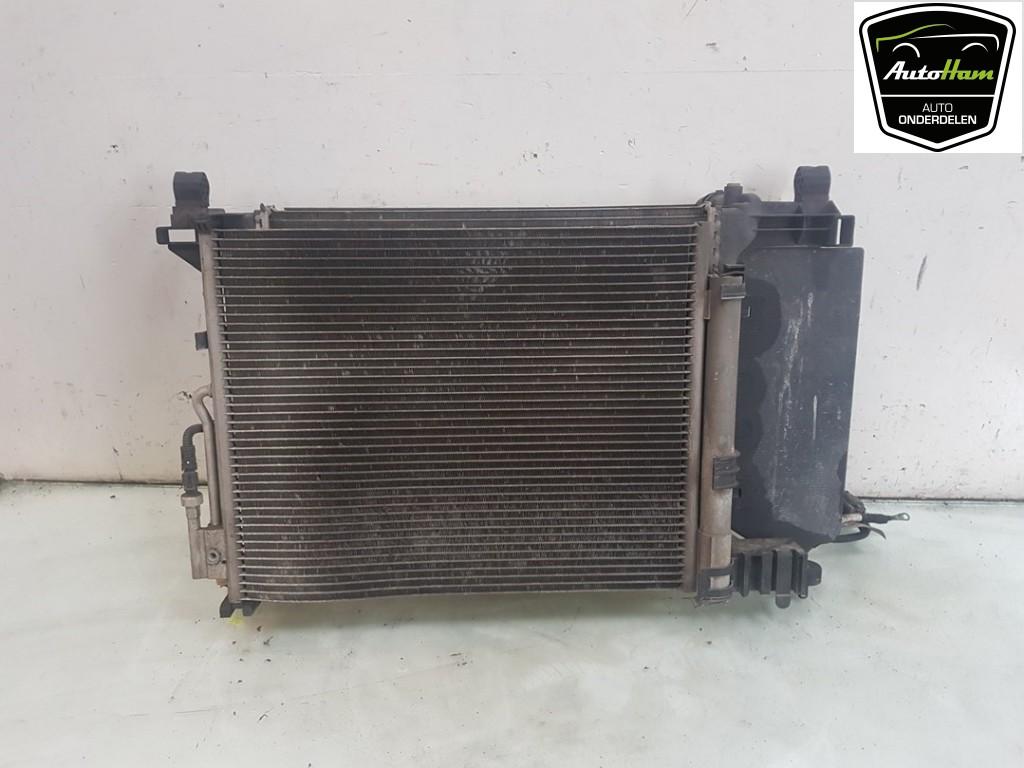 RADIATEUR COMPLET Opel Meriva (01-2010/03-2017), Autos : Pièces & Accessoires, Utilisé, Opel