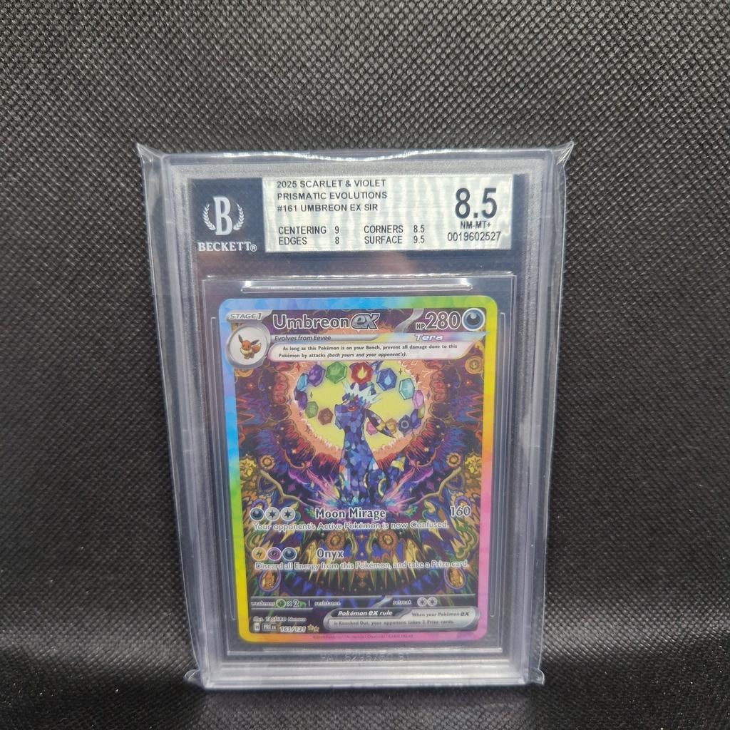 Umbreon EX Prismatic Evolutions Scarlet Violet BGS 8.5, Ophalen of Verzenden