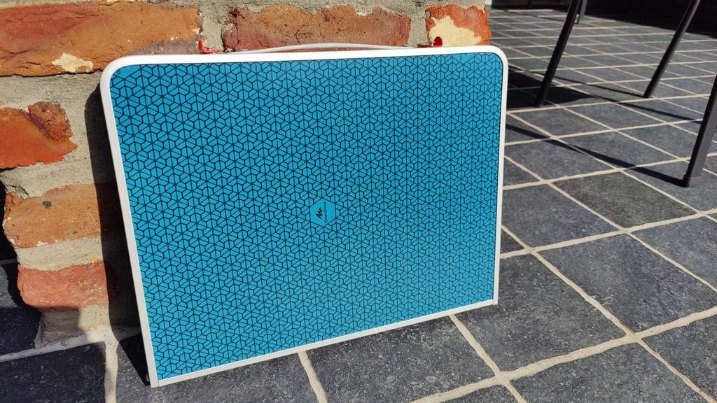 QUECHUA Kampeertafel inklapbaar., Caravans en Kamperen, Ophalen, Zo goed als nieuw, Campingtafel