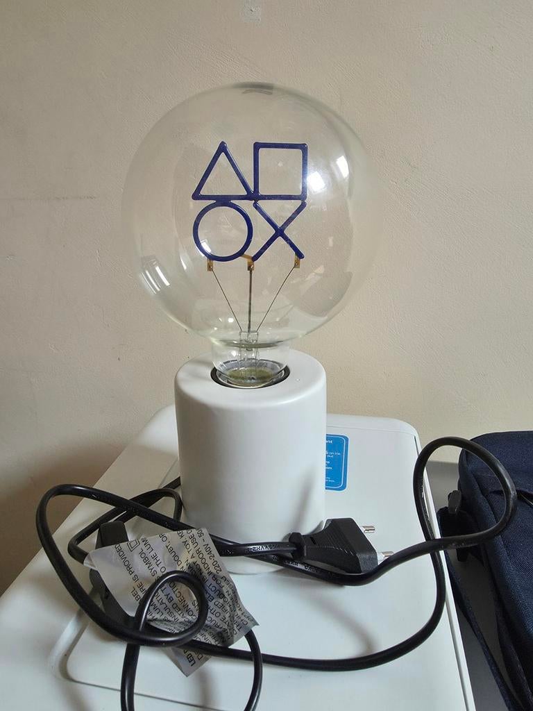 Lampe avec ampoule play station padalone, Enlèvement ou Envoi, Comme neuf, Verre, Play station