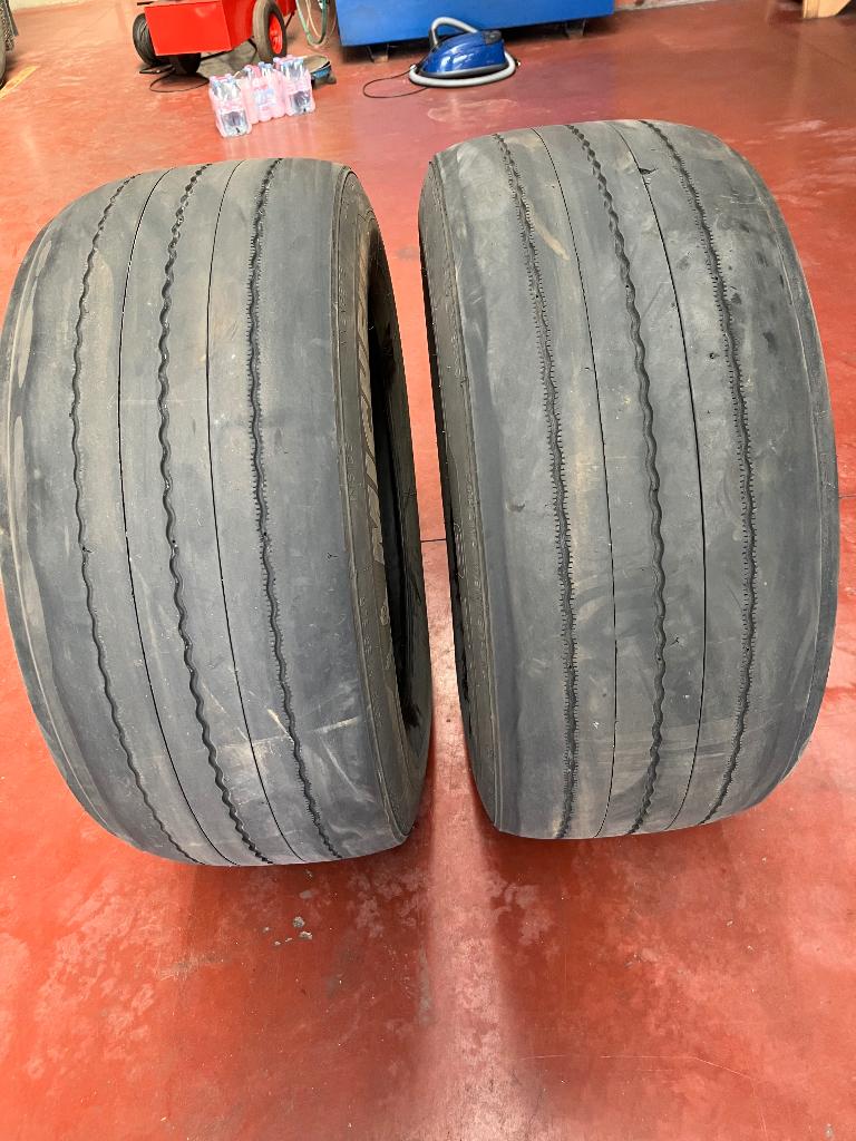 Te koop: vrachtwagen Michelin 385/55 R22,5, Ophalen of Verzenden, Gebruikt, Overige merken