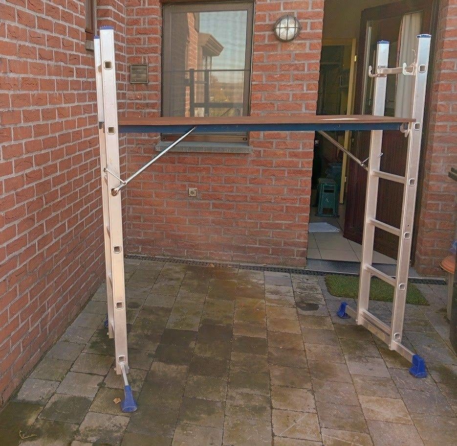 Échelle de chantier multifonctionnelle en aluminium, Bricolage & Construction, Enlèvement, Utilisé, Autres types, Moins de 2 mètres