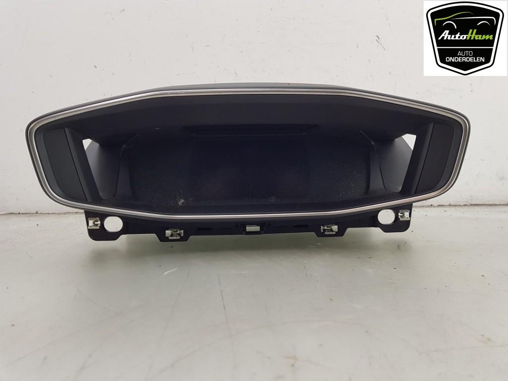 COCKPIT Peugeot 208 II (UB / UH / UP) (01-2019/-), Gebruikt, Peugeot