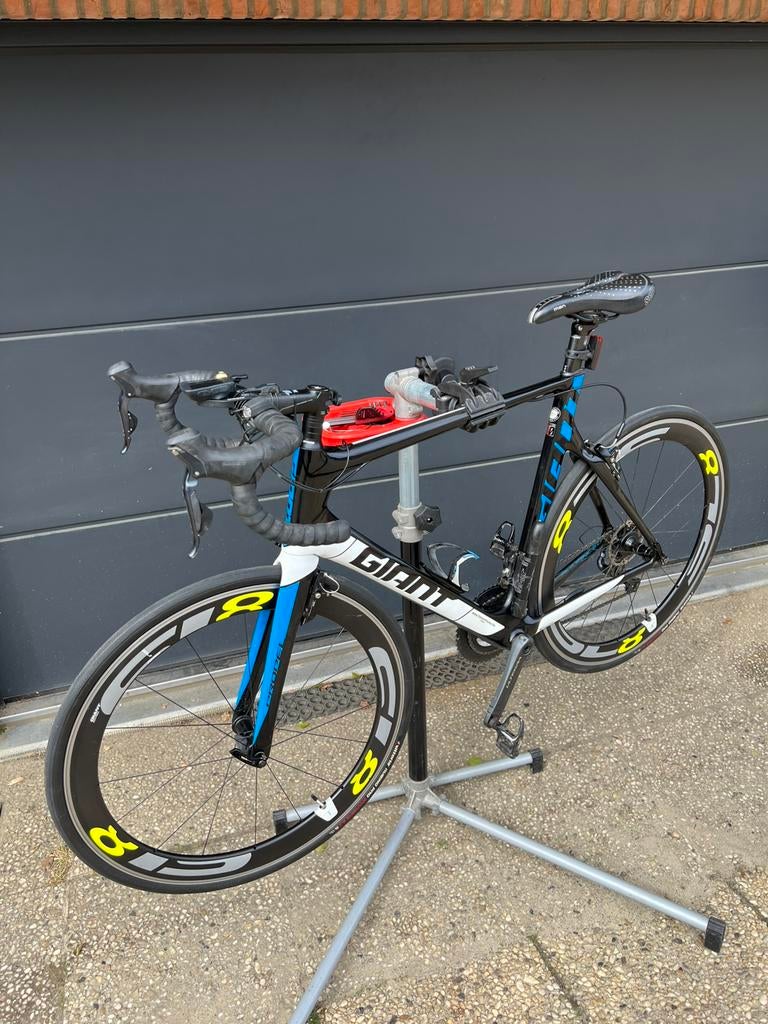 Giant Aero Propel, Fietsen en Brommers, Fietsaccessoires | Fietsgereedschap, Zo goed als nieuw, Ophalen