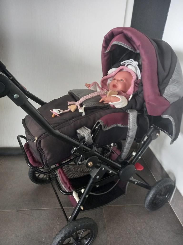 Volledig uitgeruste poppenwagen in quasi nieuwstaat, Ophalen of Verzenden, Zo goed als nieuw, Babypop