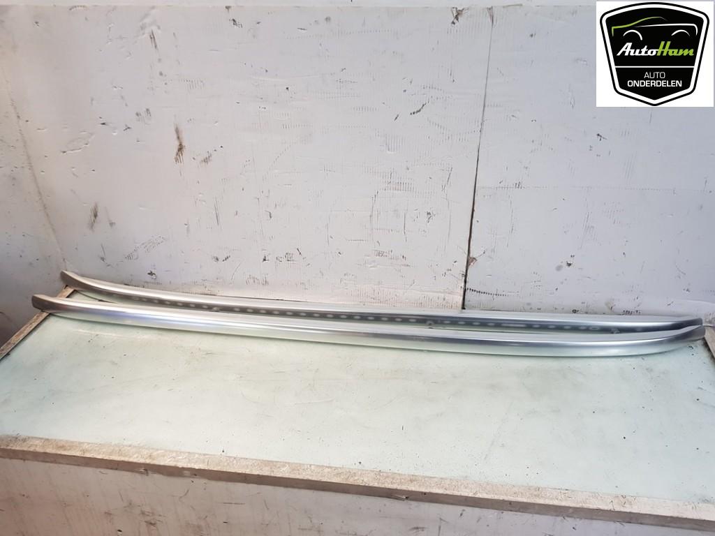 BARRES DE TOIT Renault Megane IV Estate (RFBK) (01-2016/-), Renault, Utilisé, Peter-Huppertz-Straße 5
51063  Köln, DE, Dialog.deutschland@renault.de