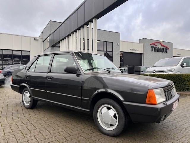Tofas Dogan L 1.6i 80 pk  1991  Gekeurd !, Auto's, Fiat, Overige modellen, 1600 cc, Bedrijf, 81 kW