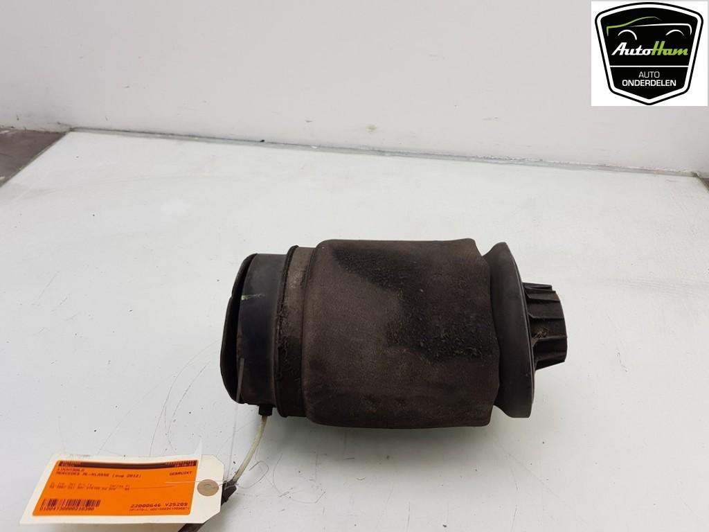 SOUFFLET DE SUSPENSION ML III (166) (|A1663200325|), Utilisé, Mercedes-Benz