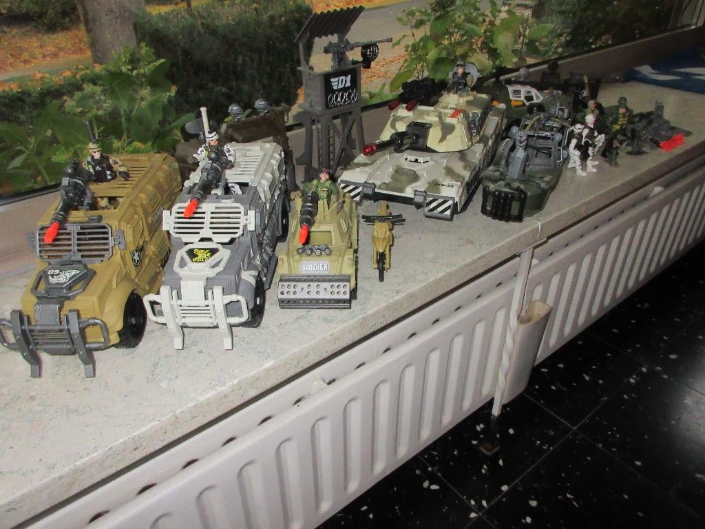 Lot Chap Mei military plastic toys, Ophalen, Zo goed als nieuw