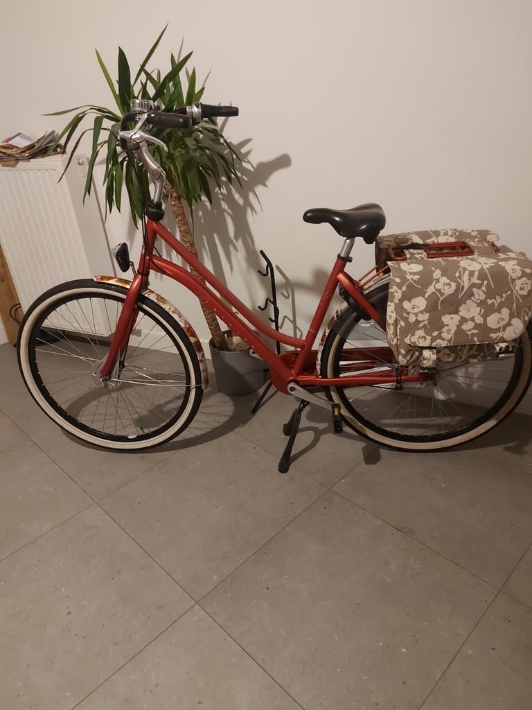 Fiets Cortina 28 inch zo goed als nieuw, Fietsen en Brommers, Fietsen | Dames | Damesfietsen, Ophalen of Verzenden