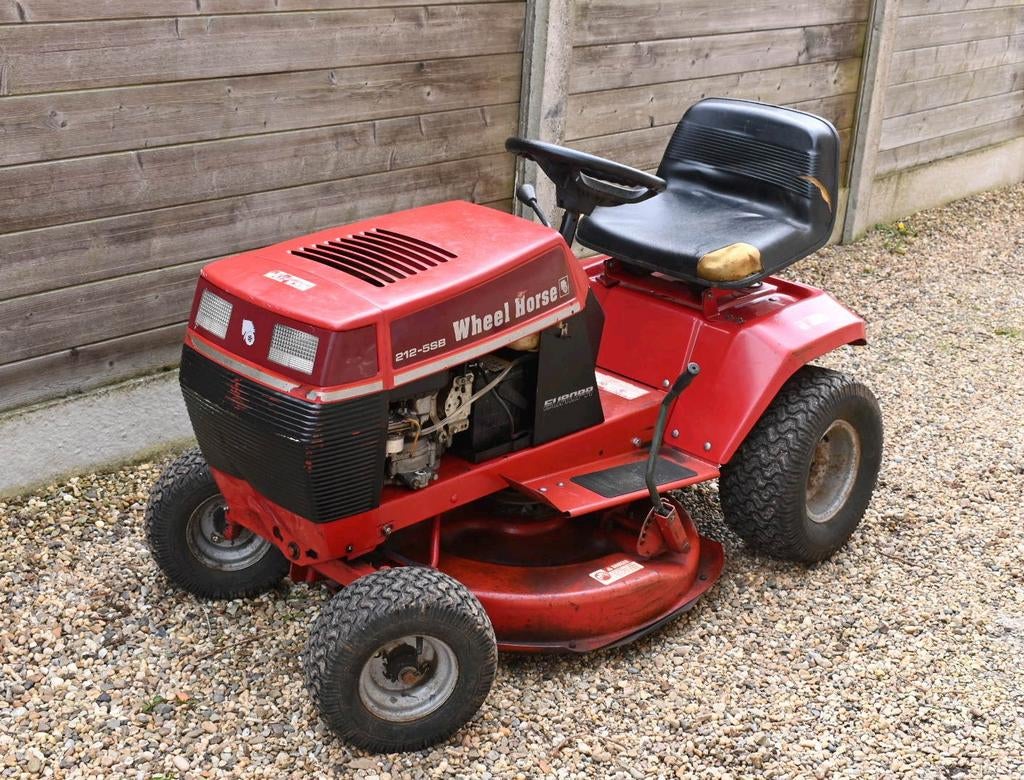 Wheel Horse 212 zitmaaier, Ophalen, Wheel Horse, Versnellingen, Zo goed als nieuw
