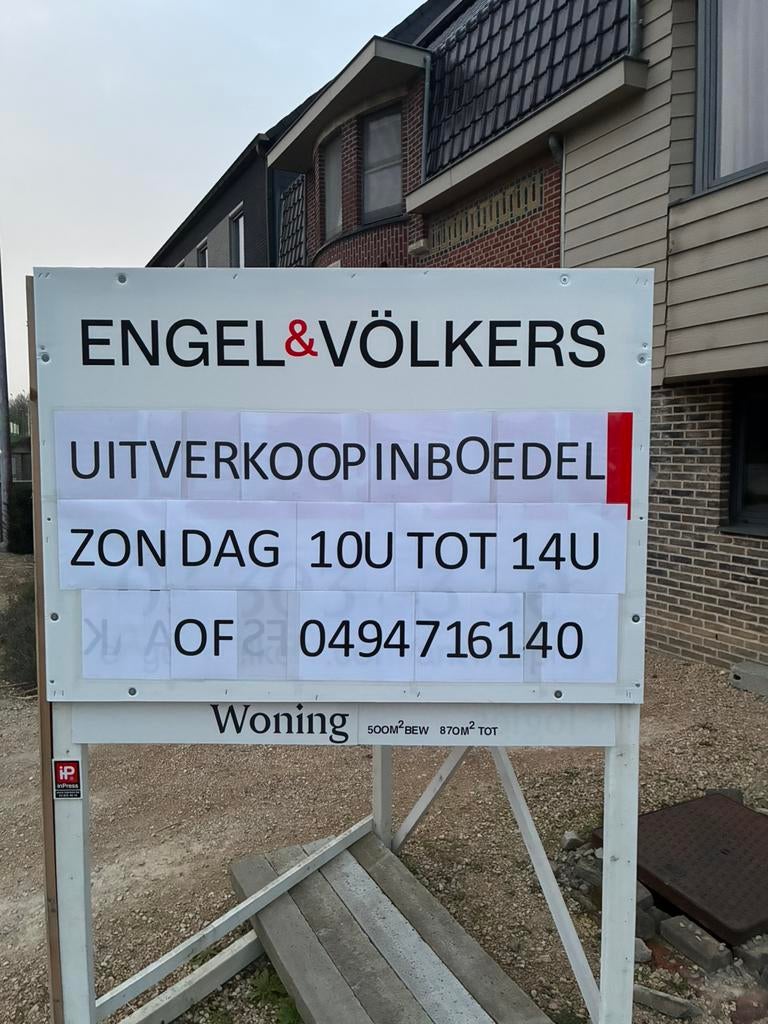 Inboel te koop wegens stopzetting logies., Ophalen