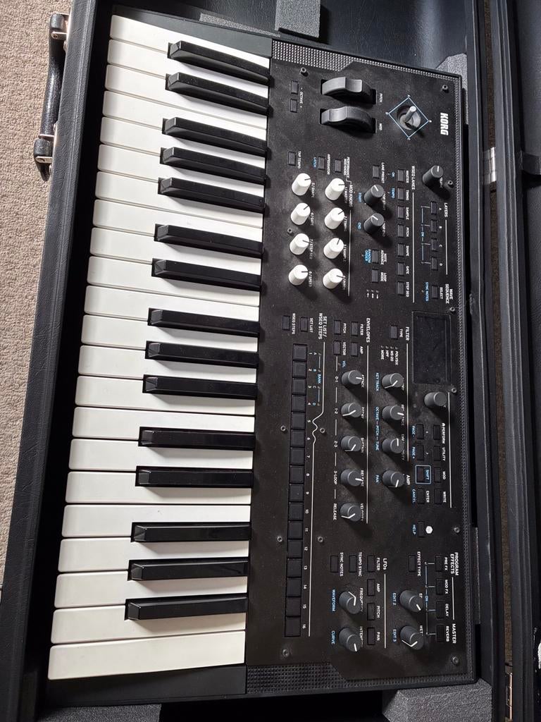 Korg Wavestate, Musique & Instruments, Claviers, Enlèvement, Comme neuf, Korg