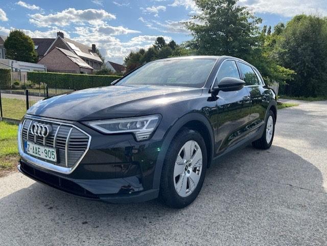 Audi E-Tron 55 Quattro AUT elektrisch MET 30.000km EN navi, Autos, Audi, Cuir, Achat, Entreprise, Noir