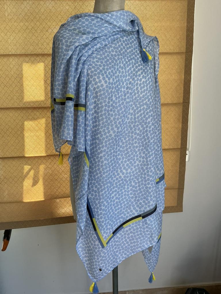 Grote sjaal van Taifun, Kleding | Dames, Ophalen of Verzenden, Zo goed als nieuw, Sjaal