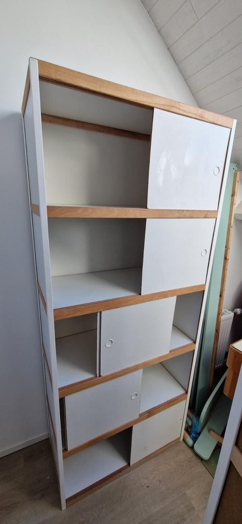 Armoire Kewlox, Ophalen