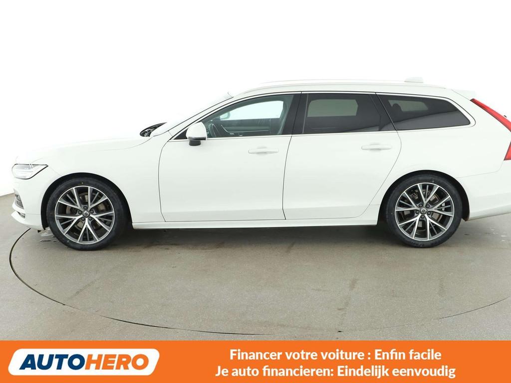 Volvo V90 2.0 D4 Momentum AWD (bj 2018, automaat), Auto's, Volvo, Automaat, 1969 cc, Wit, Leder