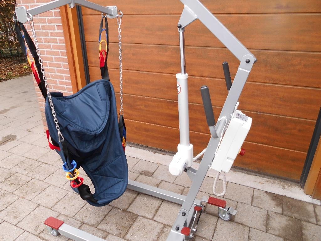 Thuiszorg lift, Ophalen, Zo goed als nieuw