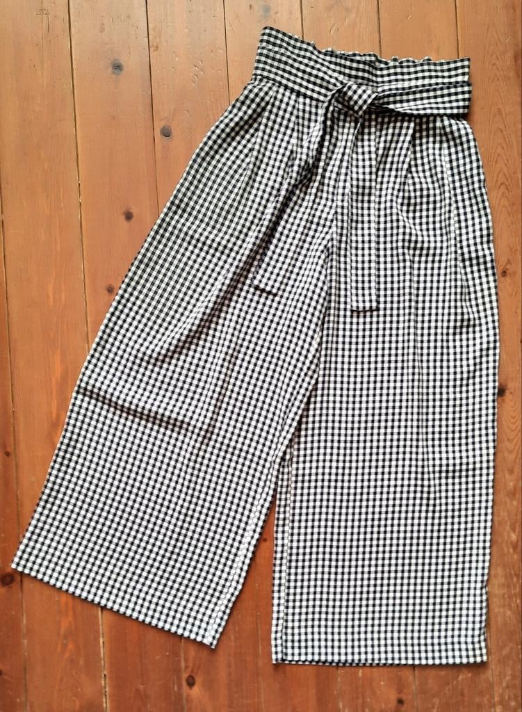 Pantalon Large Dames "Zara" T. 34 + 1 offert 🌼, ZARA, Trois-quarts, Enlèvement ou Envoi, Taille 34 (XS) ou plus petite