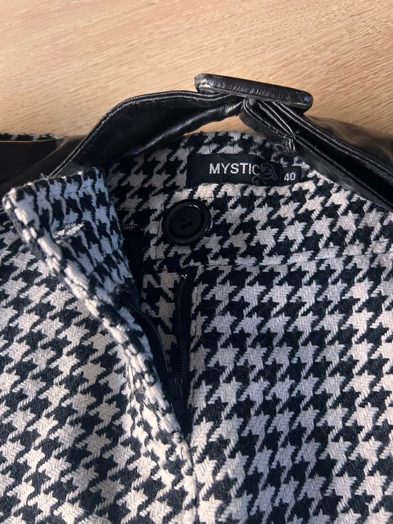 Tres belle Mini jupe, Vêtements | Femmes, Envoi, Porté, Taille 38/40 (M), Blanc