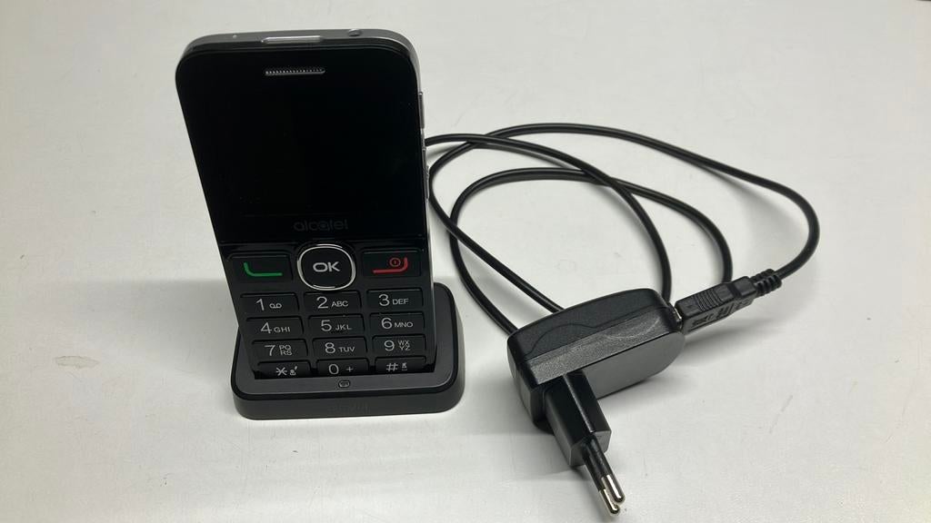 Eenvoudige gsm : Alcatel, Telecommunicatie, Ophalen of Verzenden, Zo goed als nieuw