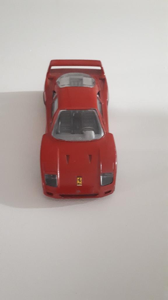 Bburago Ferrari F40 ( rood ), Ophalen of Verzenden, Gebruikt, Auto