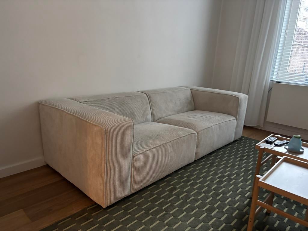 Prachtige zetel in ribfluweel, Ophalen, Zo goed als nieuw