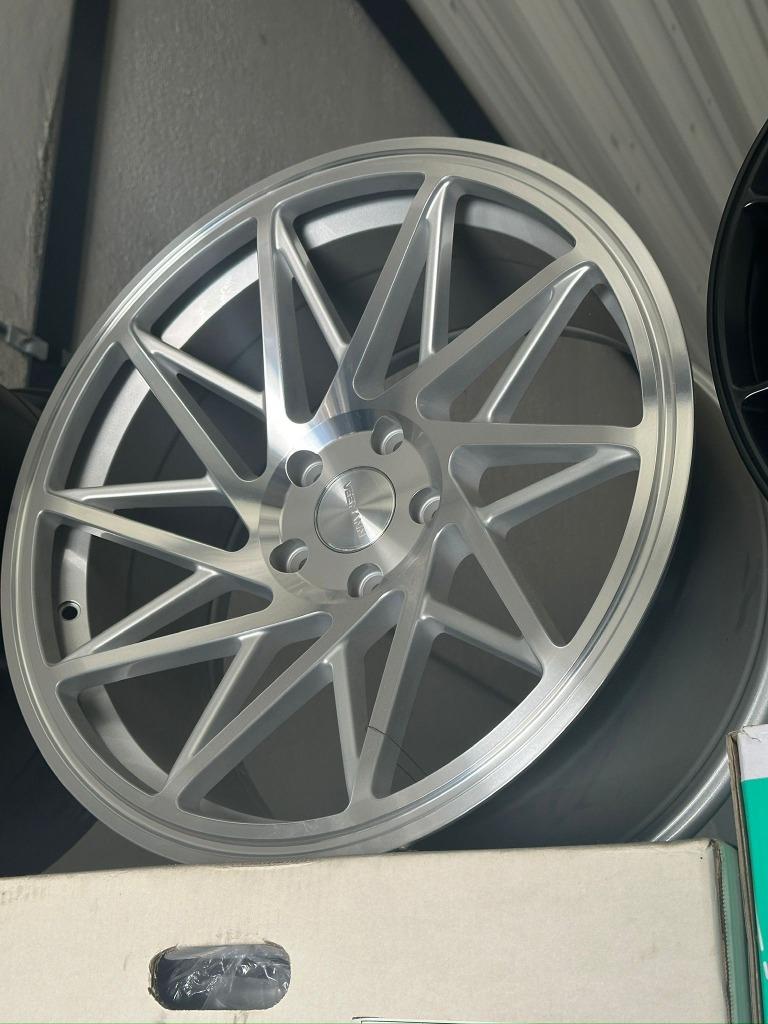 5x120 20 inch Nieuw Breedset Veemann V-FS35R Fitment BMW, Enlèvement