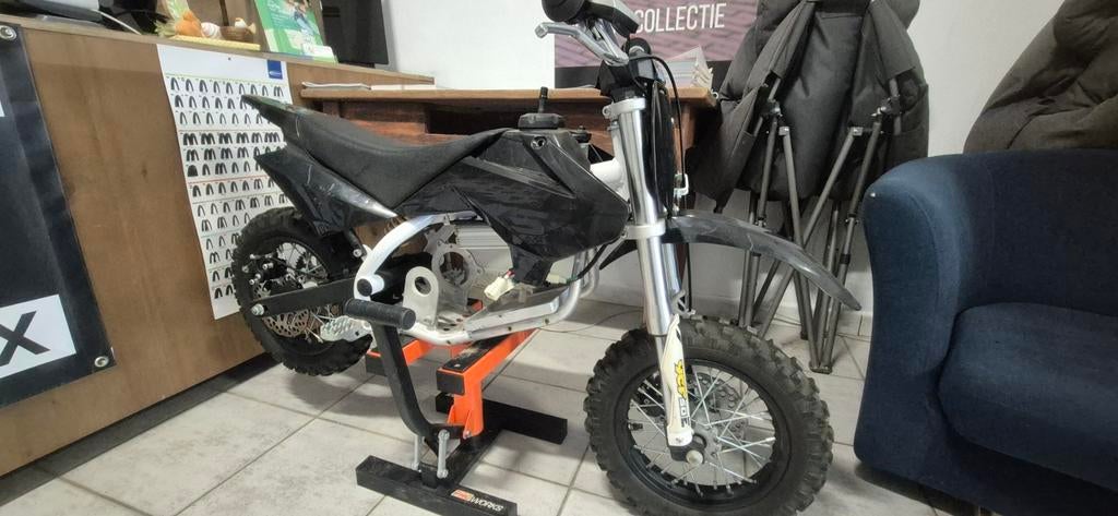 Ycf e50 rolling frame, Fietsen en Brommers, Minibikes, Midibikes en Pitbikes, Ophalen of Verzenden