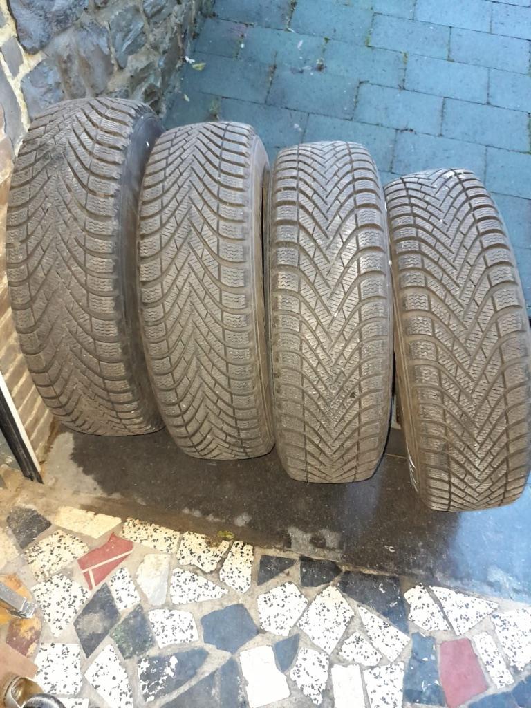 Pneu, Autos : Pièces & Accessoires, Pneus hiver, Pneu(s), Enlèvement, Utilisé