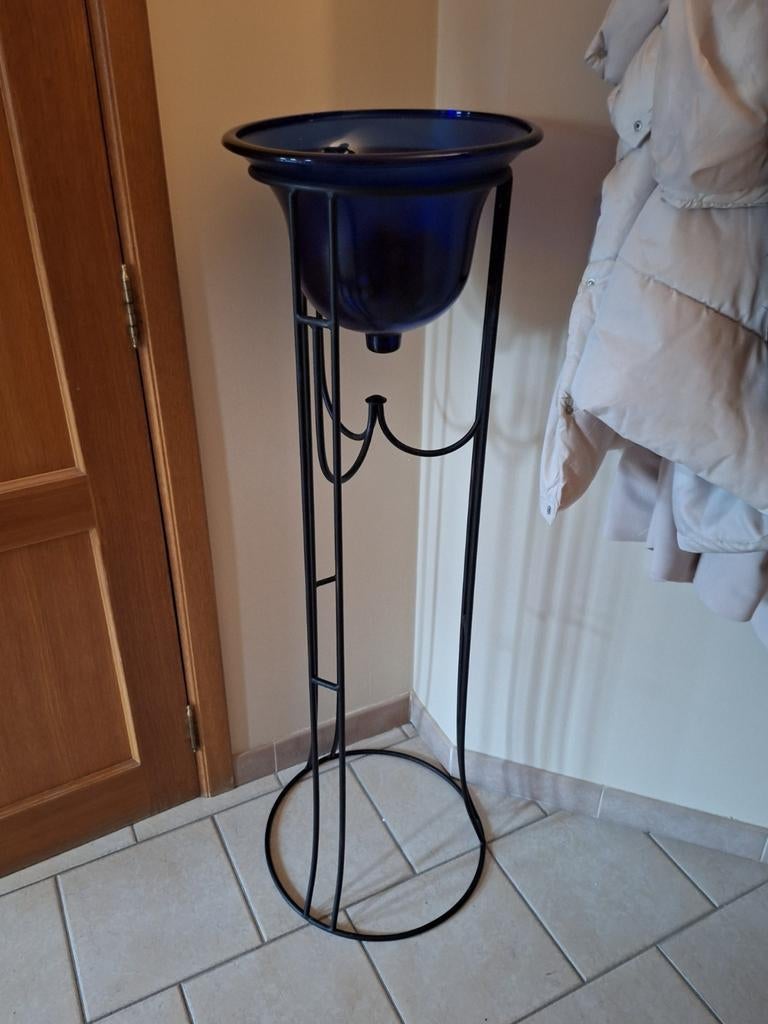 Decoration avec cloche inversée, Enlèvement, Comme neuf