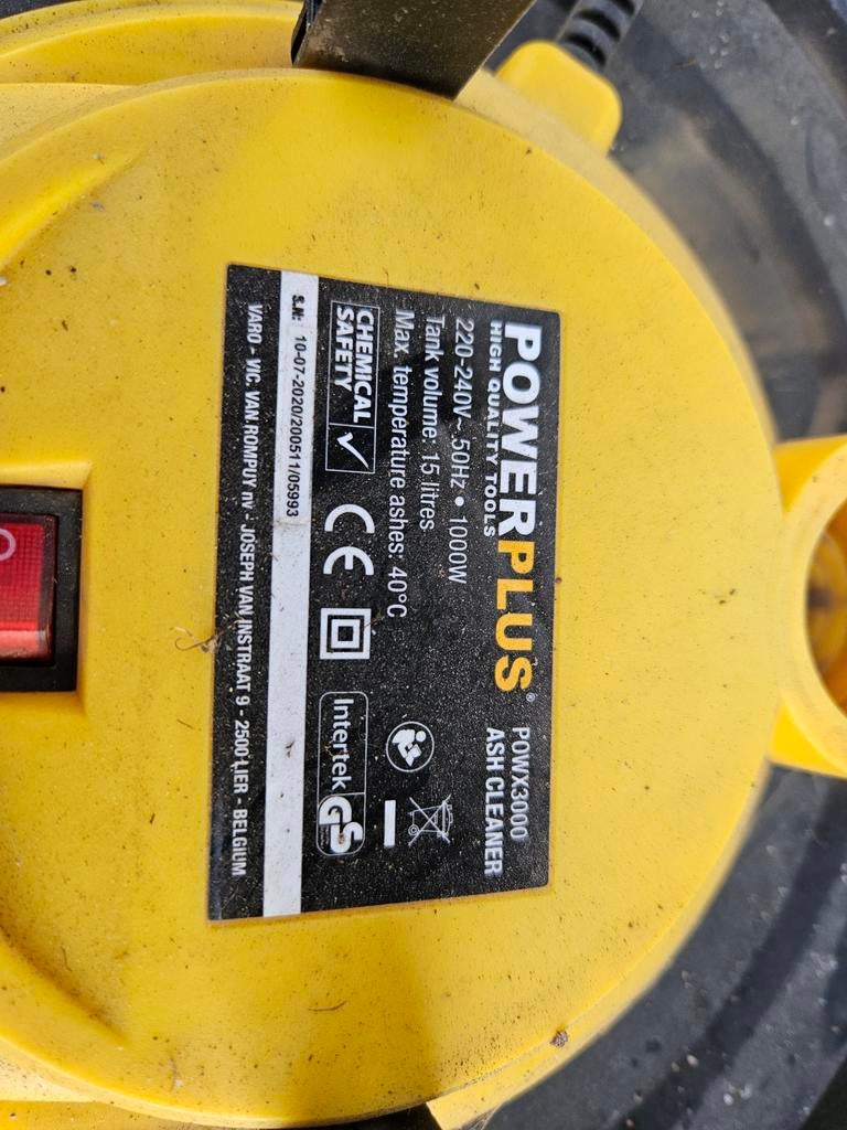 As-zuiger met opvangbak, Ophalen