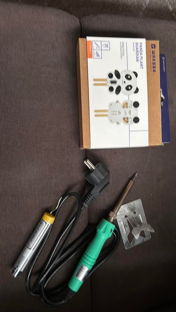 Kinderset: soldeerbout met draad en panda plant bewaker, Ophalen of Verzenden, Zo goed als nieuw