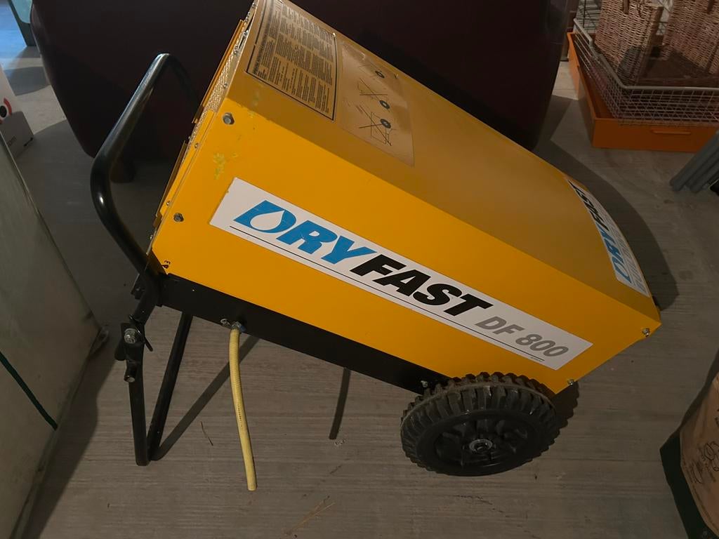 Bouwdroger Dryfast DF 800 te huur, Ophalen