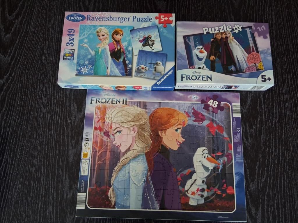 Frozen: spelletjes & puzzels, Ophalen of Verzenden, Zo goed als nieuw, Puzzelen
