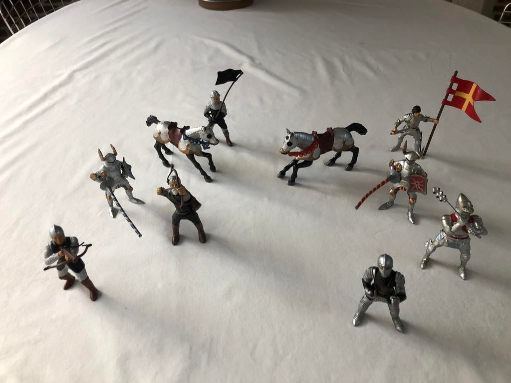 Papo ridders en paarden (grijs), Ophalen of Verzenden, Zo goed als nieuw