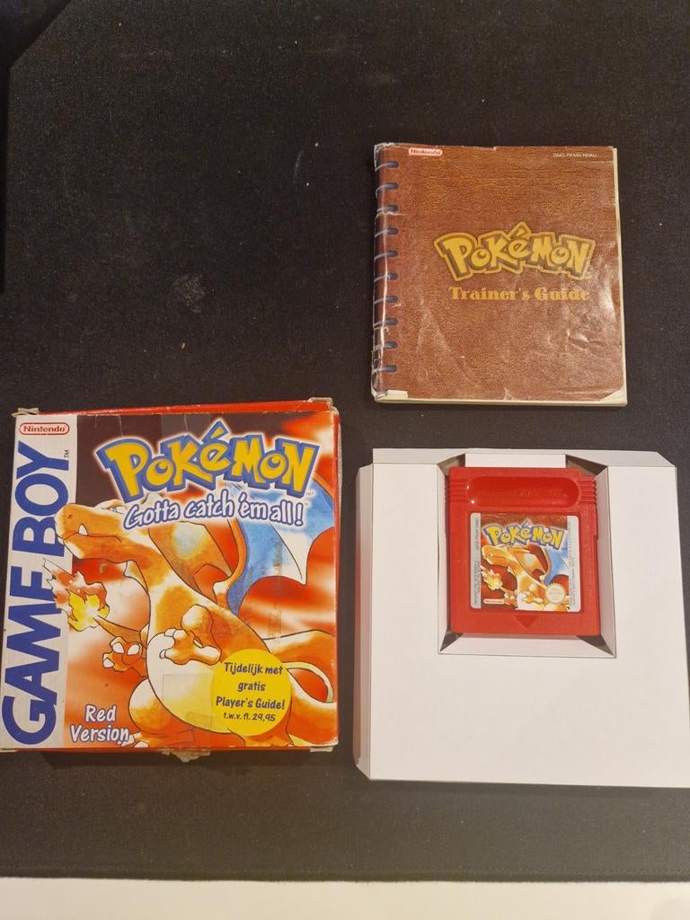 Pokemon red gameboy gba compleet in doos, Games en Spelcomputers, Games | Nintendo Game Boy, Ophalen of Verzenden