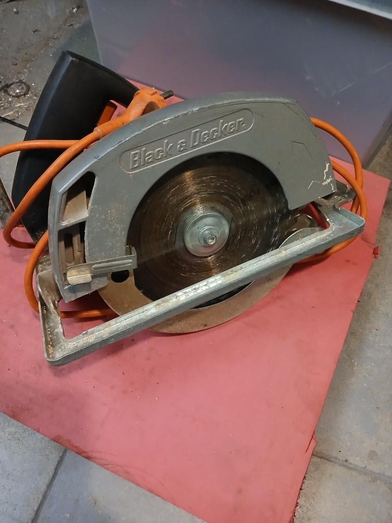 Scie à onglet, Enlèvement, Scie à onglet