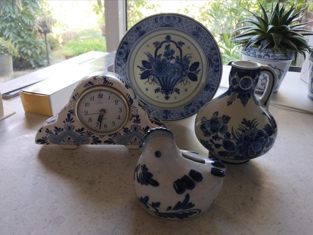 Bleu de Delft peint à la main, Enlèvement