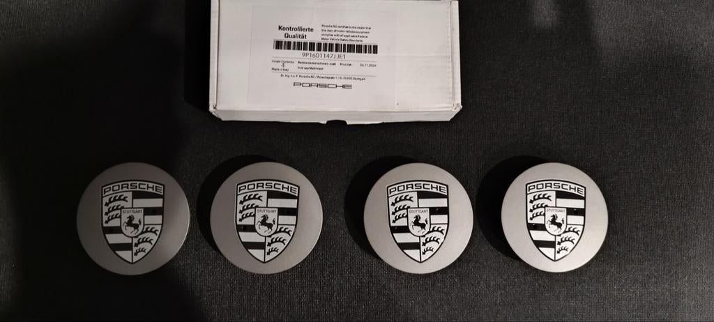 Centre de roue et jantes porsche, Jante(s)