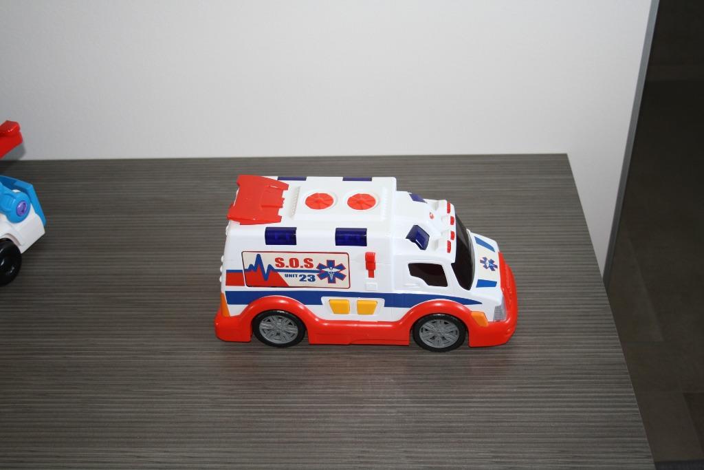 Ambulance - speelgoed voertuig, Ophalen, Zo goed als nieuw