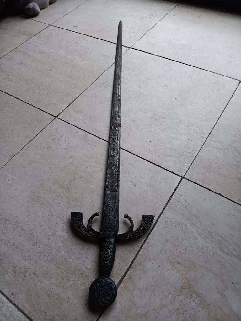 Épée en fer, Enlèvement ou Envoi